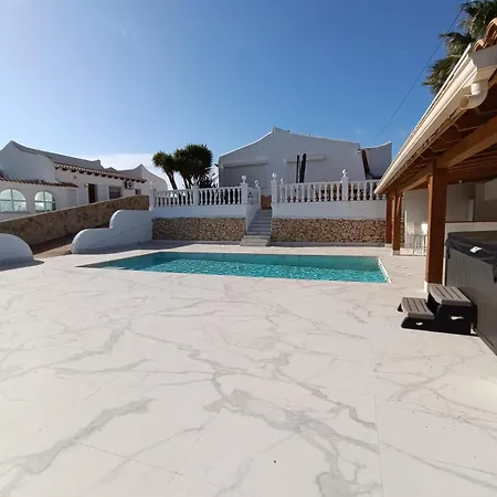 Lucya Villa El Campello