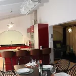 فيلة Lucya *