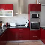 فيلة Lucya *