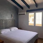 فيلة Lucya إل كامبيلو