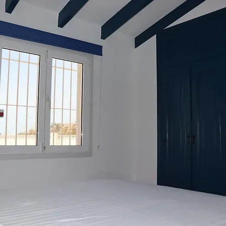 Lucya Villa *