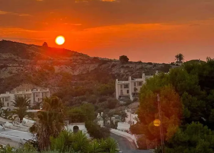 Lucya Villa El Campello